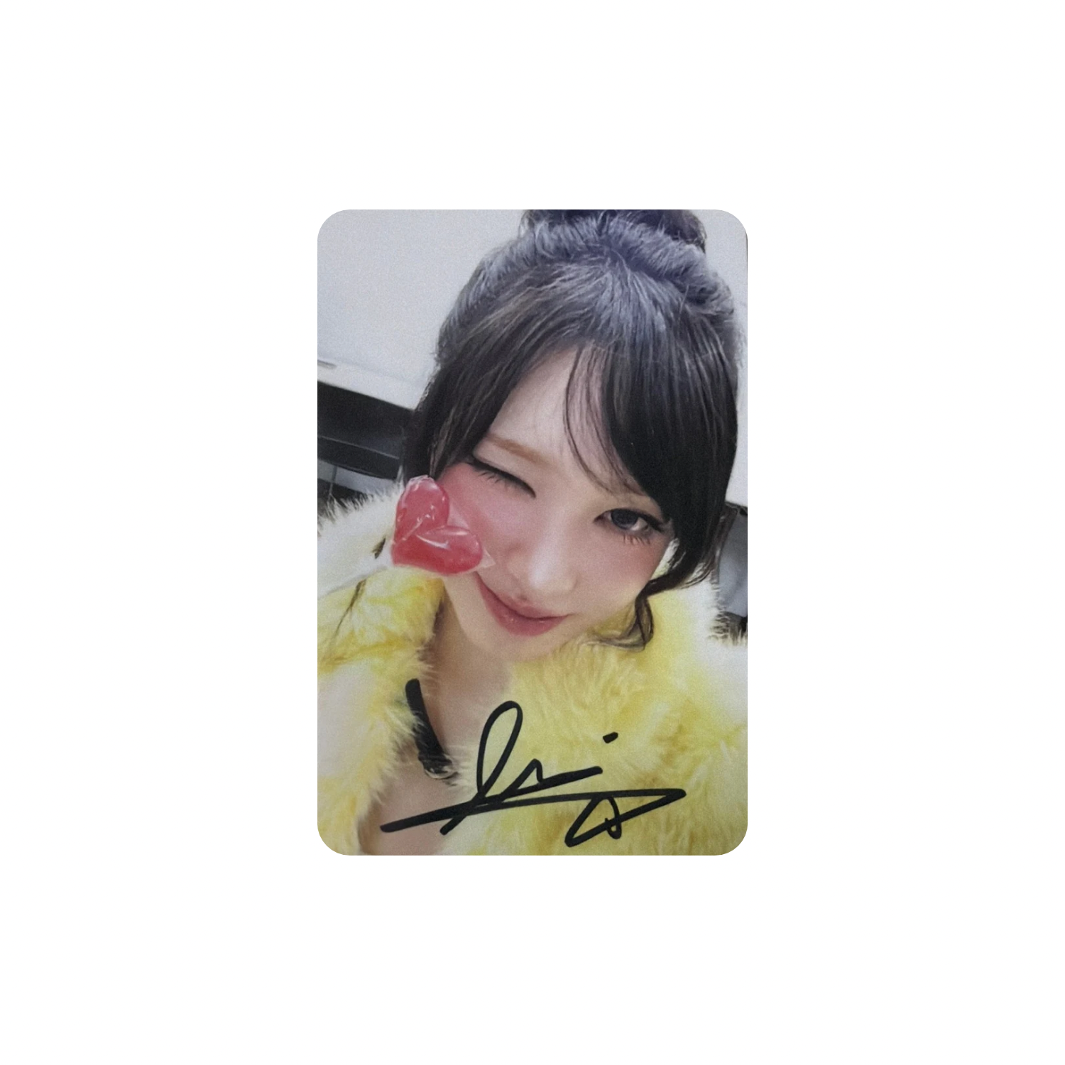 IVE Liz signed photocard